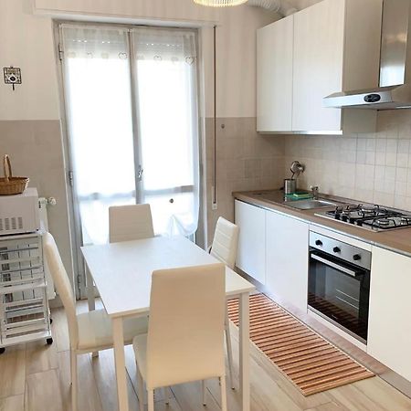 Casa di Elisa Apartment Savona Bagian luar foto