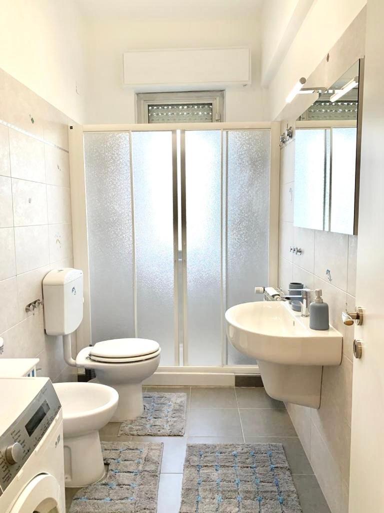 Casa di Elisa Apartment Savona Bagian luar foto