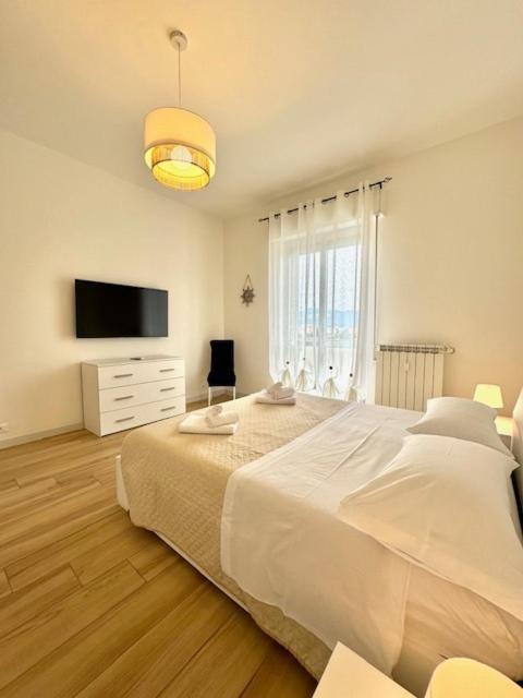 Casa di Elisa Apartment Savona Bagian luar foto